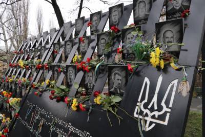 Памятное шествие в Киеве: как прошла 7 годовщина Революции Достоинства – красноречивые фото