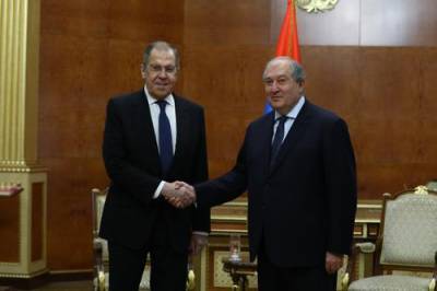 Лавров провёл встречу с президентом и премьером Армении