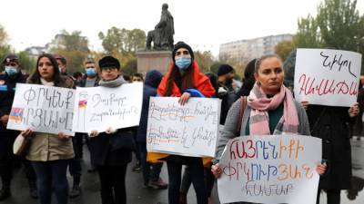 Политолог назвал эффективный способ остановить митинги в Армении