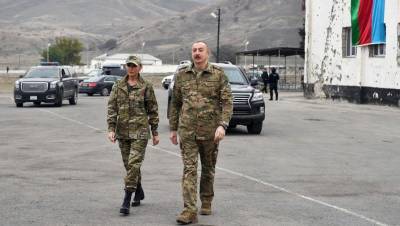Алиев поприветствовал российских миротворцев в Карабахе