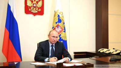 Путин заявил о риске девальвации национальных валют из-за пандемии