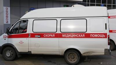 В Екатеринбурге муж ковидной пациентки напал на бригаду скорой помощи
