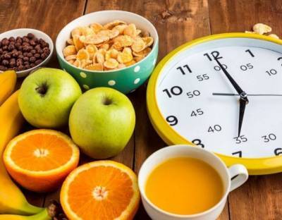Почему при похудение очень важно соблюдать время еды? Советы экспертов.