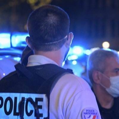 Полиция в Париже применила водомет против участников манифестации против законопроекта "О глобальной безопасности"