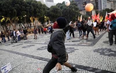 В Бразилии вспыхнули протесты после убийства чернокожего мужчины