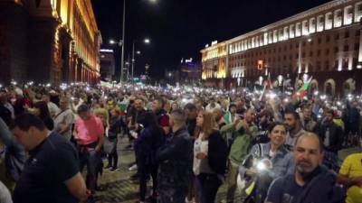 Массовая антиправительственная акция проходит в центре Софии