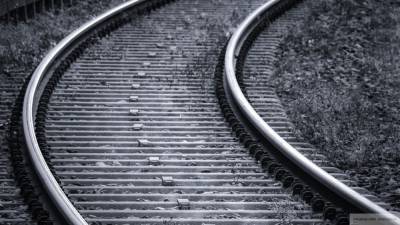 Мальчик в Прикамье получил травму при попытке пролезть под поездом