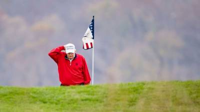 Выдержал 2 часа: Трамп ушел с саммита G20, чтобы поиграть в гольф