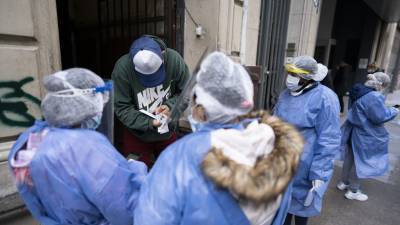 В Аргентине за сутки выявили более 7 тысяч случаев коронавируса
