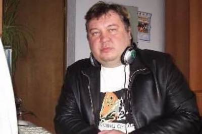 49-летний телерадиоведущий Александр Рожков умер от COVID в Чите