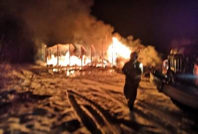 Четыре человека погибли при пожаре в Кировской области