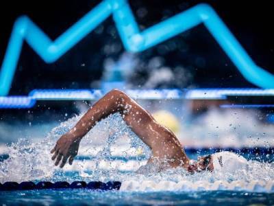 Украинский пловец Романчук установил рекорд Европы на дистанции вольным стилем