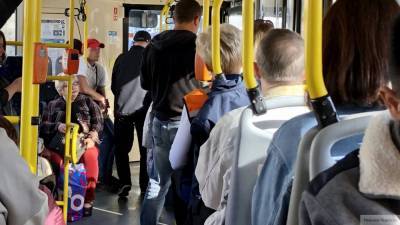Пассажир липецкого автобуса устроил поножовщину во время поездки