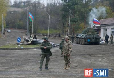 Российские миротворцы развозят по Нагорному Карабаху продукты и воду
