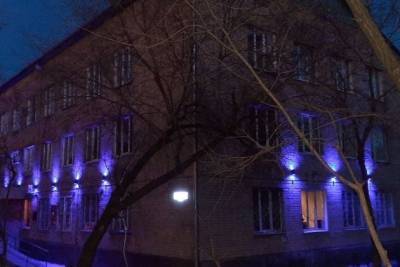 Подсветка появилась на здании ЗАГСа на проспекте Советов в Чите