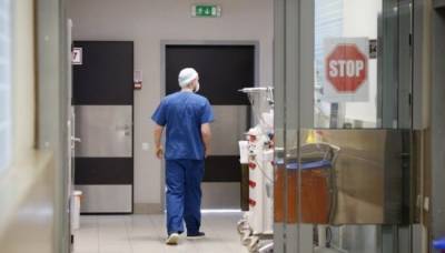 Больницы Латвии переполнены пациентами с Covid-19