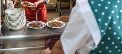 Пока власти решают, как решить проблемы с качеством питания в больницах Карелии, пациентов начнут кормить баландой