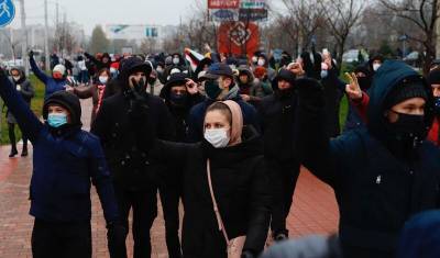 Против участников очередной протестной акции в Минске применили светошумовые гранаты
