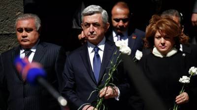 Супруга экс-президента Армении Саргсяна умерла от коронавируса