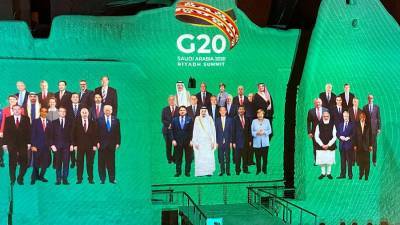 G20 продлила мораторий на выплату долгов бедных стран