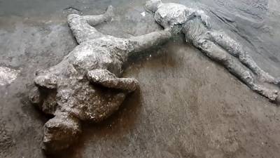 Найдены останки погибших 2000 лет назад жителей Помпеи.