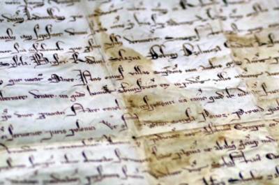 Студенты из ОАЭ нашли скрытый текст в рукописях XV века