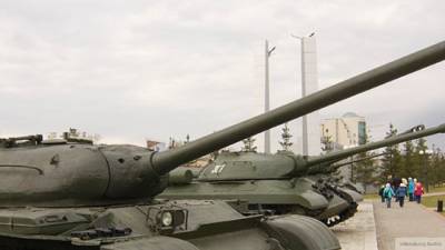 Советский танк-ветеран Т-55 превратился в памятник в индийском Алибаге