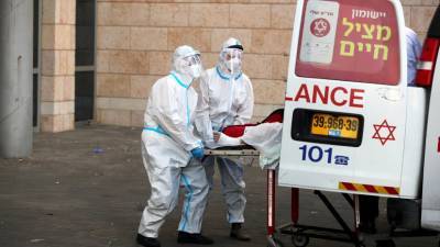 В Израиле число выявленных случаев коронавируса достигло 328 918