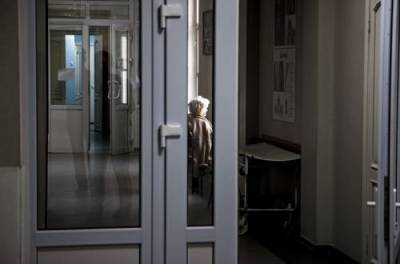 В киевской больнице повесилась женщина, лечившаяся от COVID-19