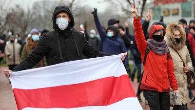«Предупреждались о недопустимости противоправных действий»: на акции протеста в Минске задержали более 200 человек