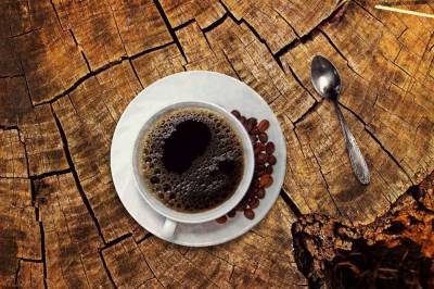 Медики: Злоупотребление кофе негативно воздействует на щитовидную железу