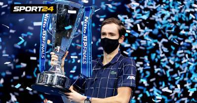 Русский теннисист Медведев выиграл главный турнир года. Во втором сете он был близок к поражению