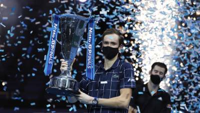 Тарпищев о победе Медведева на Итоговом турнире ATP: он идёт по восходящей