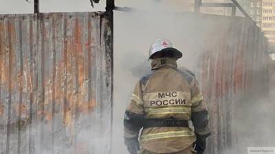 Пожар в нежилом здании в Ростове привел к эвакуации 47 человек