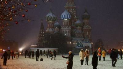 Снежный циклон "Сара" принес в Москву настоящую зиму