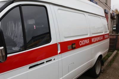 В Смоленске госпитализировали школьницу. получившую разряд тока на крыше вагона