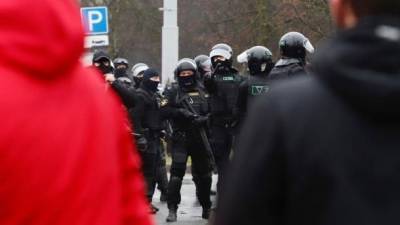 Во время акций протеста в Беларуси задержали более 370 человек