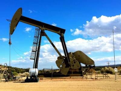 Стоимость нефти Brent превысила $45 за баррель