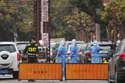 В Китае из-за двух случаев коронавируса на карантин закрыли целый город