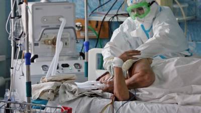 Четыре пациента с коронавирусом скончались в Крыму