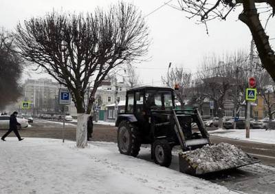 Опубликованы фото ликвидации последствий снегопада в Рязани