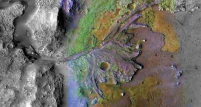 Космический аппарат исследует дельту реки на признаки жизни на Марсе