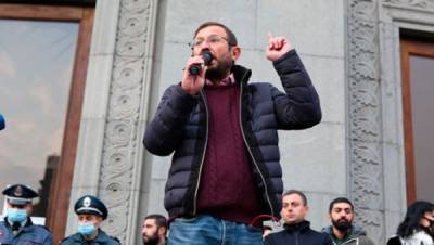 «Никол должен уйти»: армянский активист объявил бессрочную голодовку