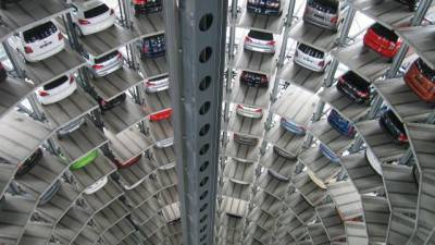 Продажи подержанных легковых автомобилей в РФ в октябре выросли на 12%