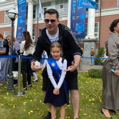 Гарик Харламов подарил шестилетней дочери от Кристины Асмус четырехэтажный особняк