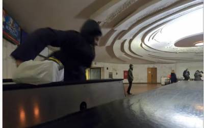В столичном метро нашли управу на безбилетников, фото: "В человеческий рост"