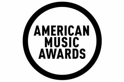 В США вручили музыкальные премии American Music Awards 2020, в лидерах Тейлор Свифт, The Weeknd и Dan + Shay