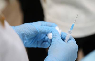 Власти Турции планируют сделать вакцину от COVID-19 бесплатной для своих граждан