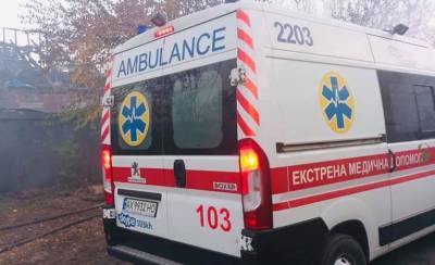 Житель Харькова избил отца-пенсионера и напал на медиков