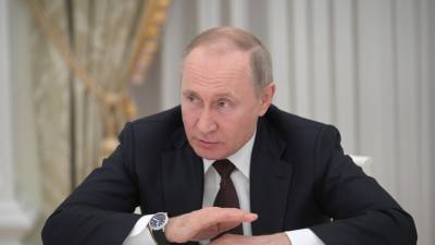 Путин подписал закон о повышении НДФЛ до 15% для богатых